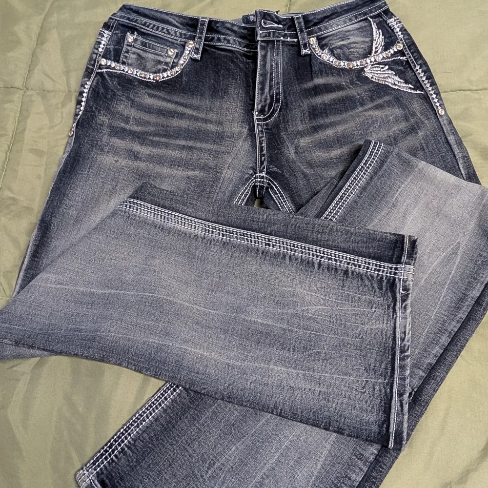 Edgy Skull Embellished Boot Cut Jeans - Picture 4 of 6